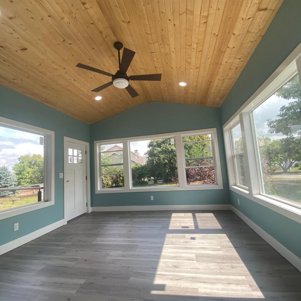Sunroom Winterset